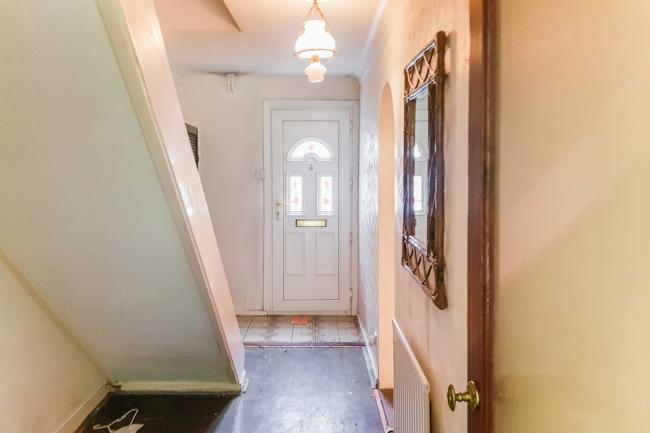 17 Plough Lane Close, Wallington, Surrey SM6 8JN
 8