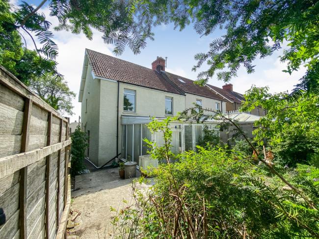 64 Somerset Road, Frome, Somerset, BA11 1HB
 7