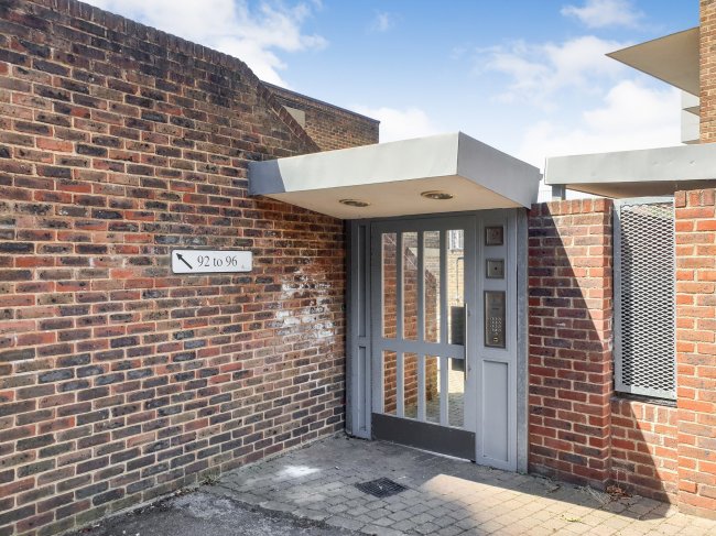 94 Rainhill Way, Bow Bridge, Bow, London E3 3JD
 4