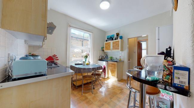 27a Fleeming Road, Walthamstow, London E17 5ET
 1