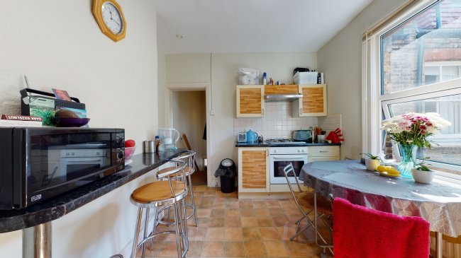 27a Fleeming Road, Walthamstow, London E17 5ET
 1