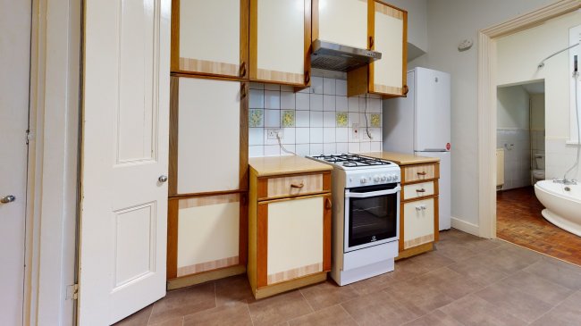 116 Edward Road, Walthamstow, London E17 6NX
 3