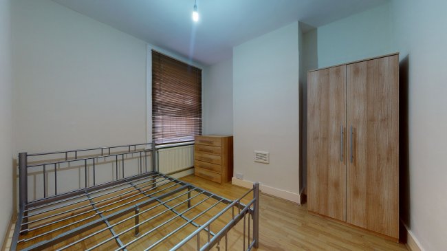 116 Edward Road, Walthamstow, London E17 6NX
 3