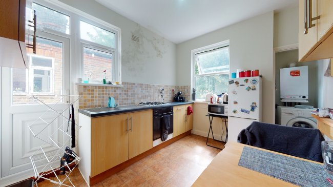 37A Carr Road, Walthamstow, London E17 5ER
 2