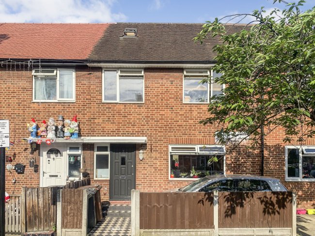 2 Elphinston Road, Walthamstow, London E17 5EX
 10