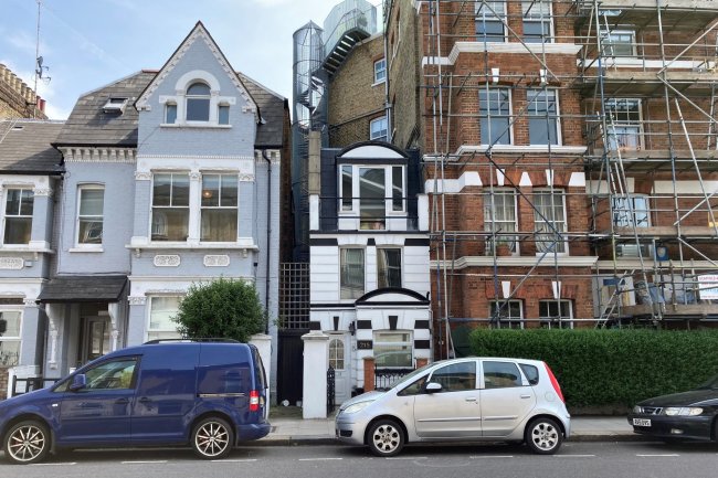 215 Battersea Bridge Road, Battersea, London, SW11 3AP 9