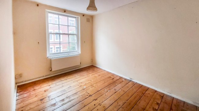 1 Siddons Court, Tavistock Street, Strand, London WC2E 7NT
 6