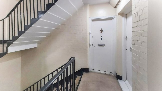 1 Siddons Court, Tavistock Street, Strand, London WC2E 7NT
 6