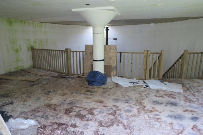 Silver Hill Pump House Business Unit and Land, Bodiam Road, Silver Hill, Hurst Green, East Sussex, TN19 7QD 8