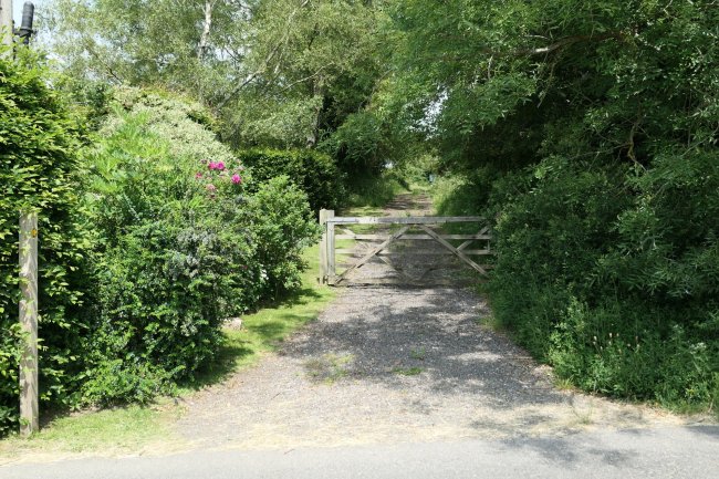 Silver Hill Pump House Business Unit and Land, Bodiam Road, Silver Hill, Hurst Green, East Sussex, TN19 7QD 8