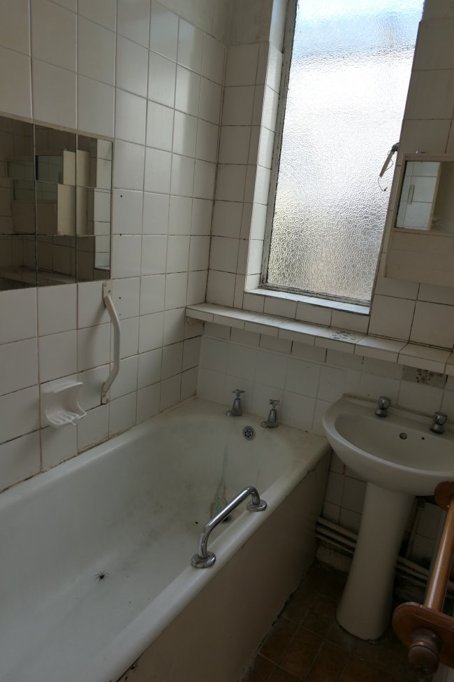 67 Hazelbourne Road, Clapham, London SW12 9NU
 2