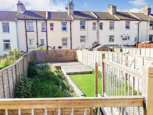 57 Dover Road, Folkestone, Kent, CT20 1JZ
 1