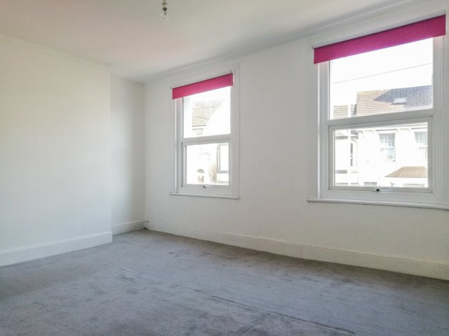 57 Dover Road, Folkestone, Kent, CT20 1JZ
 1