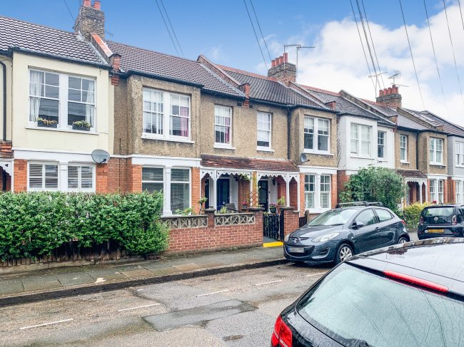 21 Godstone Road, Twickenham, Middlesex TW1 1JY
 9