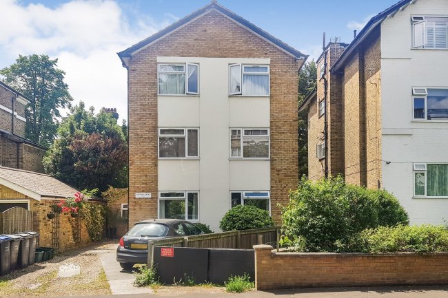 3 Aston Court, Lansdowne Road, Raynes Park, London SW20 8AW
 6