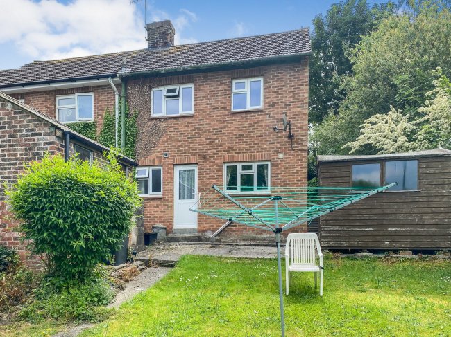 48 Weymouth Street, Warminster, Wiltshire BA12 9NT
 5