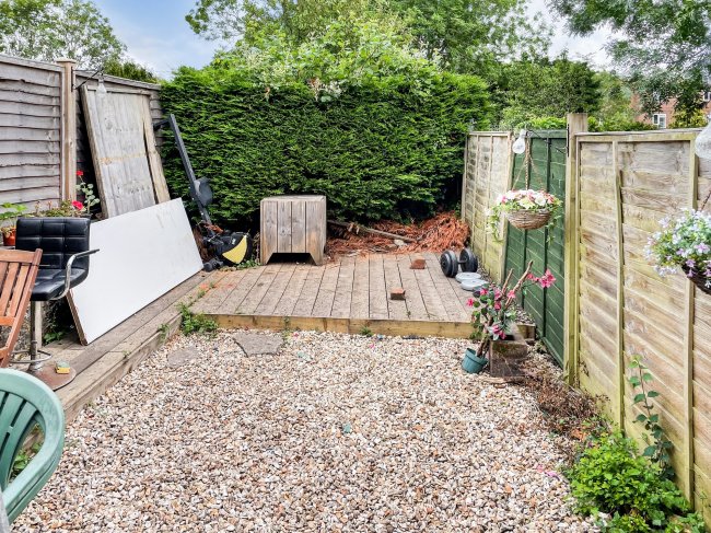 20 North Allington, Bridport, Dorset, DT6 5DY
 8