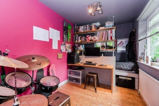 117 Church Street, Rickmansworth WD3 1JJ
 2