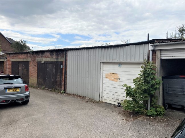 The Studio, Broad Street Walk, Wokingham, Berkshire RG40 1BW
 10