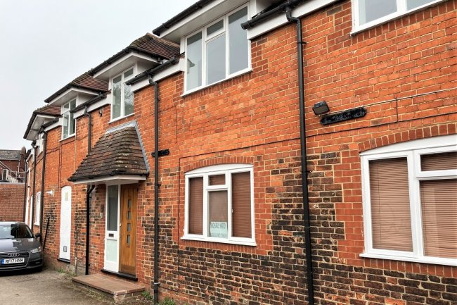 The Studio, Broad Street Walk, Wokingham, Berkshire RG40 1BW
 10