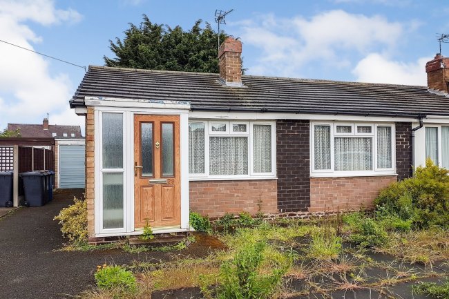 29 Deepmore Close, Alrewas, Burton-on-Trent, Staffordshire DE13 7AY  1