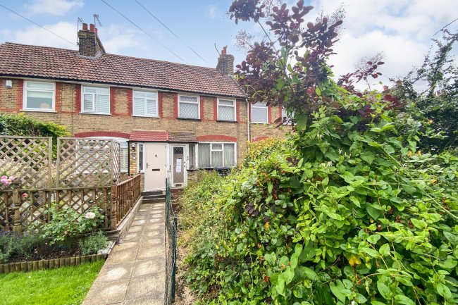 64 Mill Lane, Cheshunt, Waltham Cross, Hertfordshire EN8 0JH 10