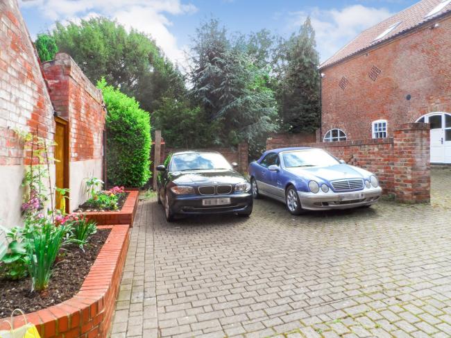 Two garages and land to the rear of Glenholme and Land lying to the west of High Street, Barrow-Upon-Humber, Lincolnshire DN19 7AA
 4