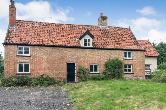 Roseville, The Heywood, Diss, Norfolk IP22 5TA 2