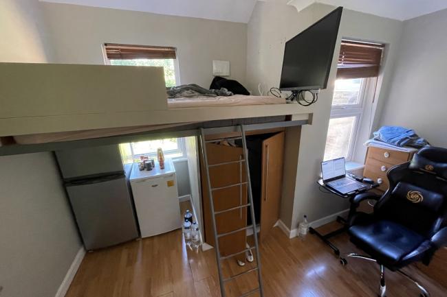 5 Parish Lane, Penge, London SE20 7LH 1