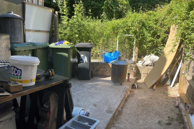 5 Parish Lane, Penge, London SE20 7LH 1