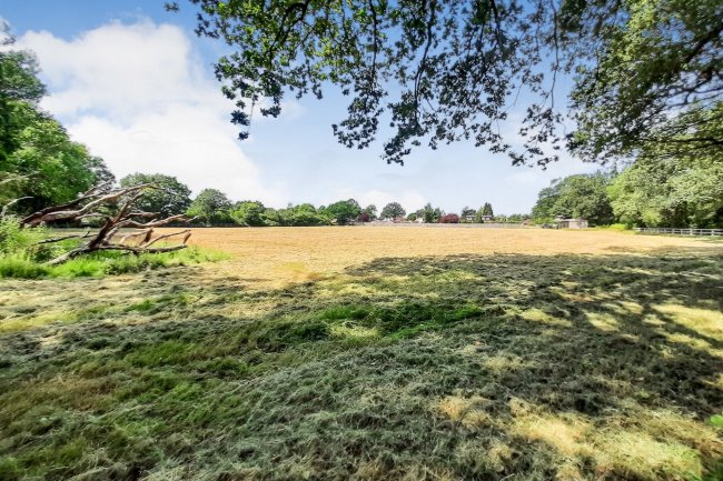 Land on the east side of Nuthurst Street, Nuthurst, Horsham, RH13 6RG 4