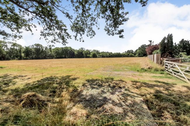 Land on the east side of Nuthurst Street, Nuthurst, Horsham, RH13 6RG 4