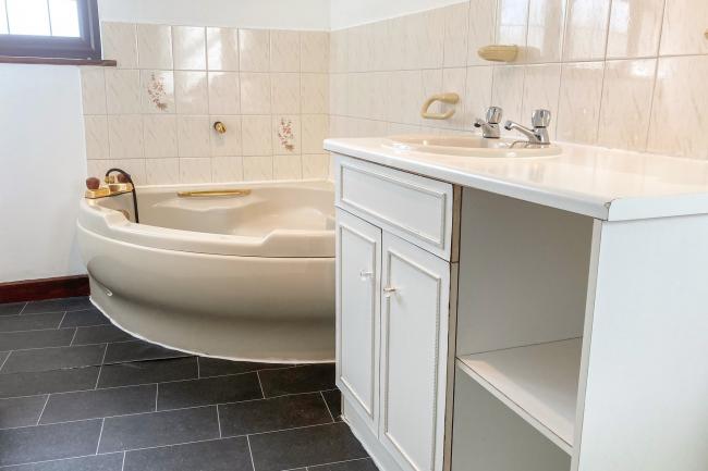 The Elms, Radclive Road, Gawcott, Buckingham MK18 4JB 2