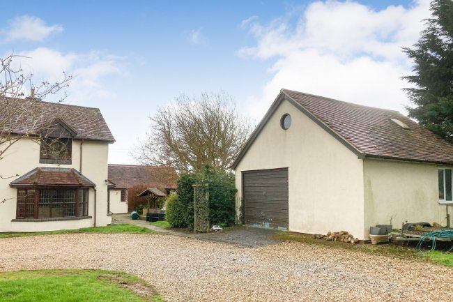 The Elms, Radclive Road, Gawcott, Buckingham MK18 4JB 2