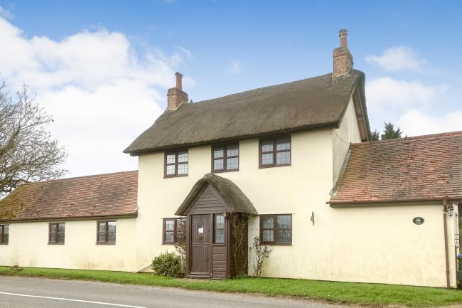 The Elms, Radclive Road, Gawcott, Buckingham MK18 4JB 2