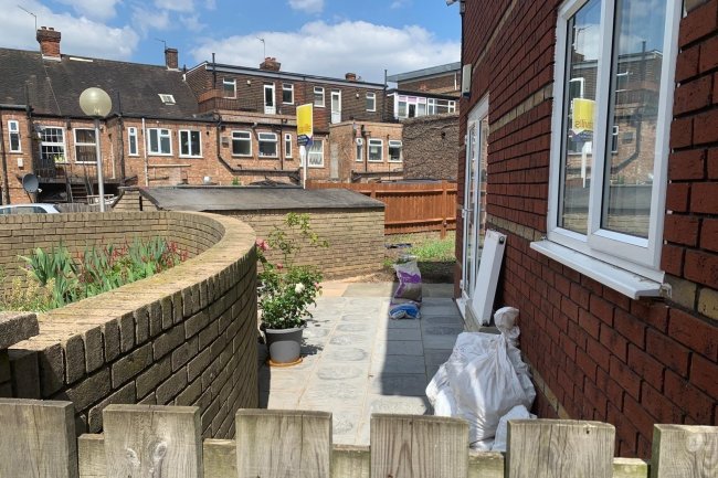 10 Hamlet Close, Lewisham, London, SE13 5SS
 1