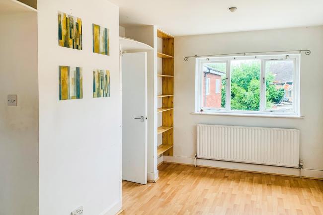 10 Hamlet Close, Lewisham, London, SE13 5SS
 1