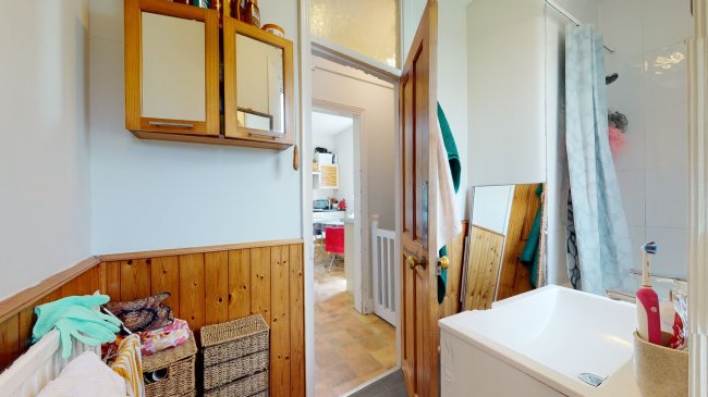 27a Fleeming Road, Walthamstow, London E17 5ET
 1