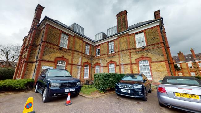 Flat 8, Regan Lodge, 84 Pennington Drive, Winchmore Hill, London N21 1TP 3