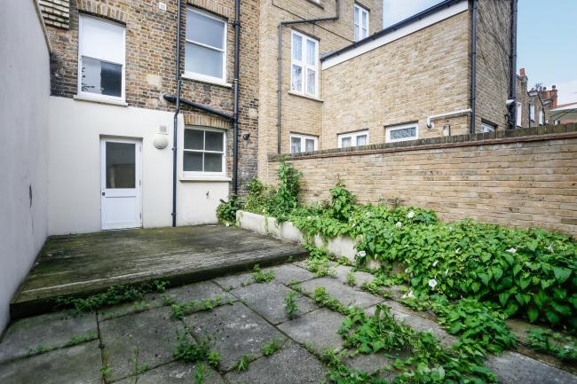 182 Grafton Road, Kentish Town, London, NW5 4BA 7