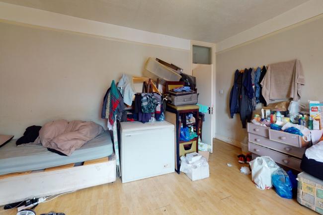 59 High Street, Crawley, West Sussex RH10 1BQ
 10