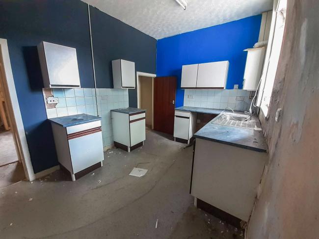 122 Sough Road, Darwen, Blackburn, Lancashire BB3 2HA
 5