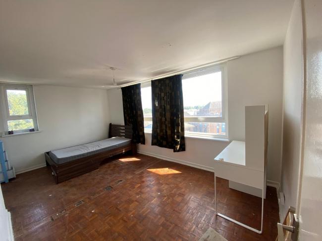 34 Jersey House, 2 Eastfield Road, Enfield, Middlesex, EN3 5UY
 7