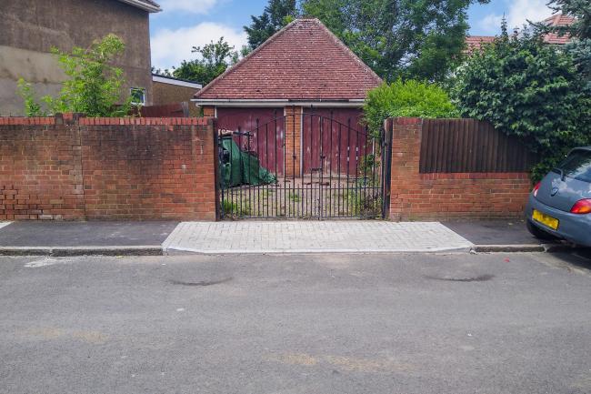 Garage and land at Pettsgrove Avenue, Wembley, HA0 3AF
 4