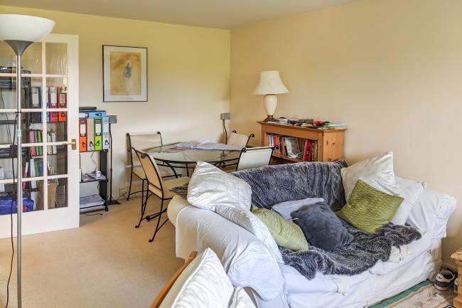 13 Cleves Court, Firs Avenue, Windsor, Berkshire SL4 4EF
 9