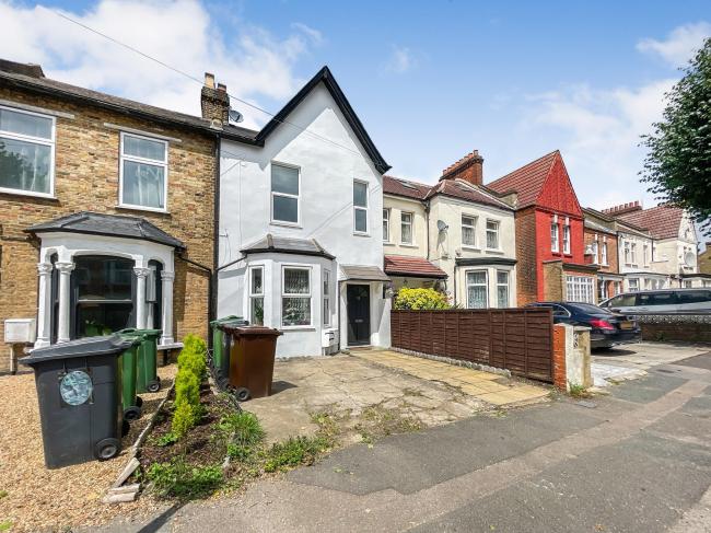 32B Northcote Road, Walthamstow, London E17 7DU
 1