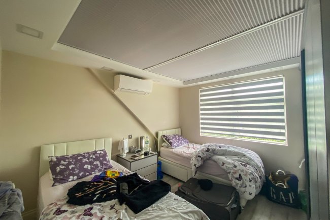 137 Kyverdale Road, Stamford Hill, London N16 6PS 2