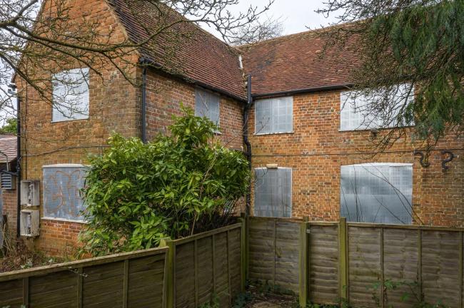 Coombe Lodge Care Home, Nash Lee End, Wendover, Buckinghamshire, HP22 6BH 8