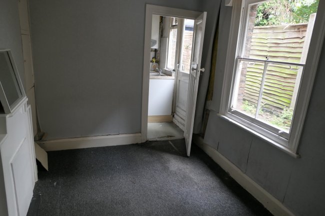 11 Birkbeck Road, Tottenham, London N17 8NH 6