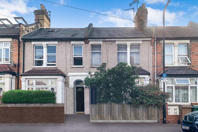43B Kingsley Road, Walthamstow, London E17 4AU
 6